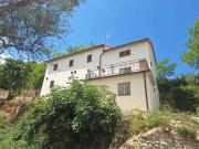 Casa indipendente in vendita a San Severino Marche MC