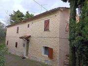 Casa indipendente in vendita a San Severino Marche MC