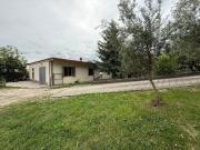 Casa indipendente in vendita a San Valentino In Abruzzo...