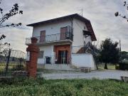 Casa indipendente in vendita a Sanfatucchio, Castiglione...
