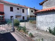 Casa indipendente in vendita a Sannazzaro de'...