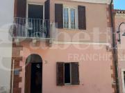 Casa indipendente in vendita a Santa Teresa Gallura
