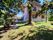 Casa indipendente in vendita a Sarzana