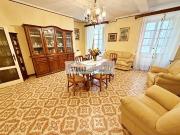 Casa indipendente in vendita a Seravezza LU