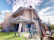 Casa indipendente in vendita a Settimo Torinese via...