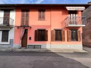 Casa indipendente in vendita a Solaro MI