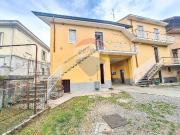 Casa indipendente in vendita a Tradate