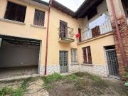 Casa indipendente in vendita a Urago d'Oglio BS