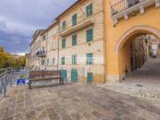 Casa indipendente in vendita a Urbisaglia via Angelo...