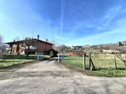Casa indipendente in vendita a Valsamoggia via Ca'...