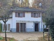 Casa indipendente in vendita a Varallo Pombia