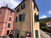 Casa indipendente in vendita a Varese Ligure SP