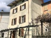 Casa indipendente in vendita a Varsi PR
