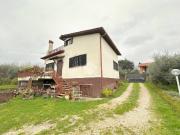 Casa indipendente in vendita a Velletri RM