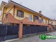 Casa indipendente in vendita a Vellezzo Bellini