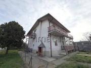 Casa indipendente in vendita a Verona