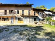 Casa indipendente in vendita a Vezza d'Alba CN