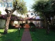 Casa indipendente in vendita a Viareggio, Centro