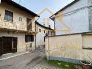 Casa indipendente in vendita a Villata VC