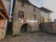 Casa indipendente in vendita a Volciano, Roè Volciano