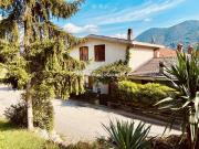 Casa indipendente in vendita a Zogno BG