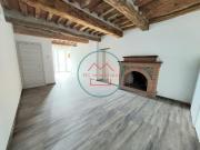 Casa indipendente ristrutturata, Massa e Cozzile cozzile