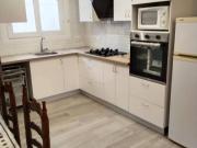 Casa individual con jardín, patio y terraza en...