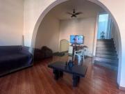 CASA INDIVIDUAL DE 03 PAVIMENTOS NO VENEZA