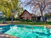 Casa Inglesa en Los Nogales con gran Jardín