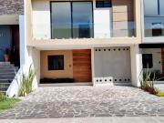 Casa Inteligente en venta en Coto de Valle Imperial Zapopan