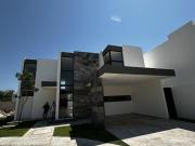 CASA INTELIGENTE KINISH 104