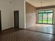 Casa interna unica con amplio jardín, NO PH