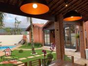 Casa isolada com piscina e espaço gourmet 3 dormitórios...