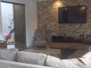 Casa Jardim Uirá 3 Dormitórios 248m²