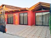 Casa Jardín Los Héroes Maipú / Estacionamiento