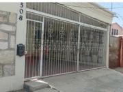 Casa Jardines Del Valle: Confort y Elegancia