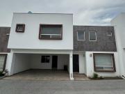 CASA LA LAGRIMA CARRETERA NACIONAL MONTERREY VENTA
