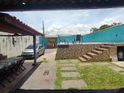 Casa lado morro, no Balneário Gaivota em Itanhaém