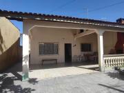 Casa lado praia, no Bairro Balneário Gaivota em Itanhaém