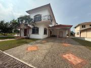 Casa Lagunas de Miralta