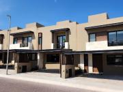 CASA LEIRE EN VENTA EN FRACCIONAMIENTO CERCA DEL CAMPANARIO