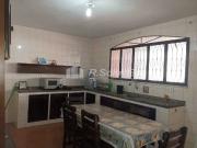 Casa linear, 03 quartos, rua Vila Velha, Jardim Sulacap