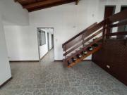 CASA LOCAL EN ARRIENDO UBICADO EN MEDELLIN SECTOR LAURELES