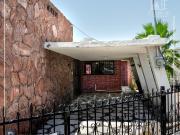 Casa / Local / Oficina en RENTA