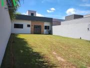 Casa localizada no residencial Capivari Louveira