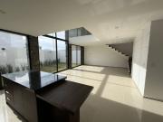 casa Lomalta Tres Marías, recámara en PB. VENTA Estrena...