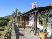 Casa Los Abuelos y los Geranios