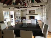 Casa Los Cardales