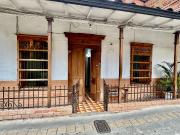 Casa lote de 200 m² en barrio Los Naranjos, Envigado –...