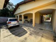 casa lote inteiro próximo a praia com 3 quartos sendo...